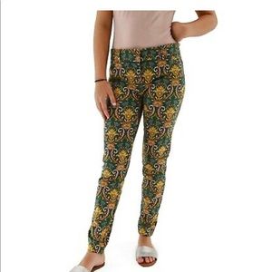 NY & Company Paisley Sprint Stretch pants. Size 16